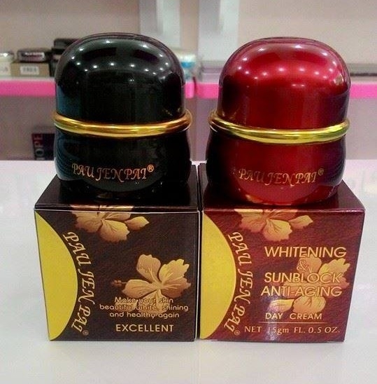 Kem-Hoa-Cuc-Pau-Jen-Pai-Tri-nam-duong-trang-da-12